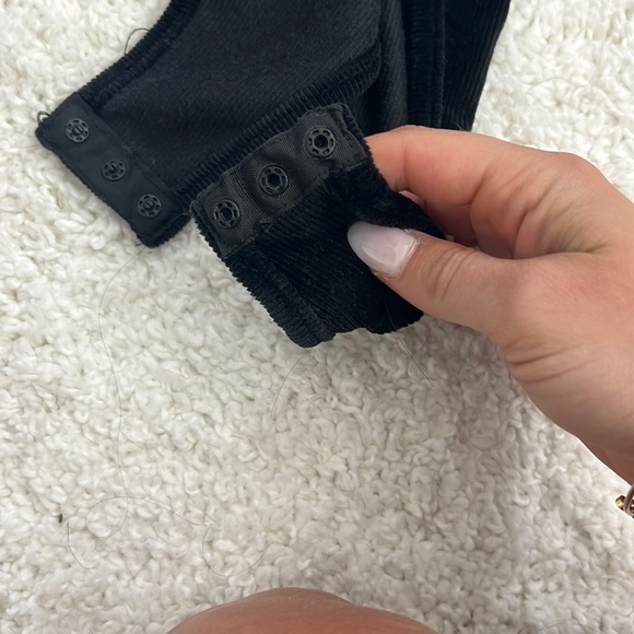 Black velvet bodysuit - Picture 5 of 5